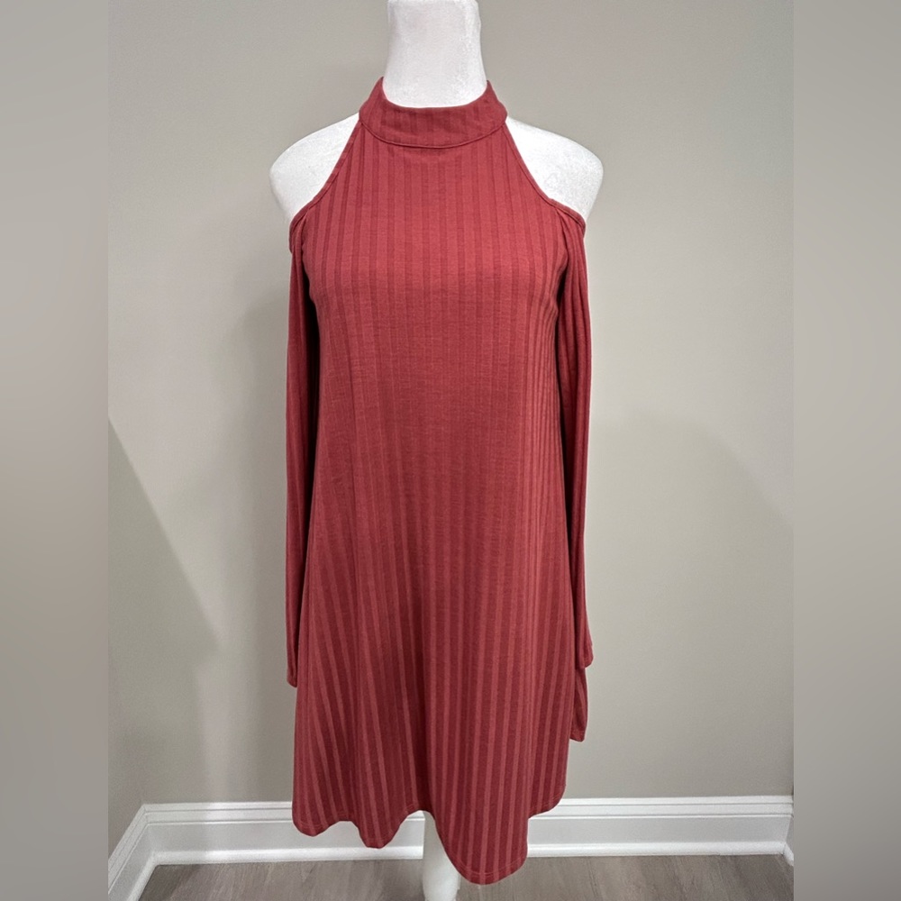 Altar’d State Ribbed Cold Shoulder Long Sleeve Dress- Small- Dusty Rose